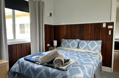 Bemm River Apartment | Bemm River Bungalows - Pelican Pad - Bungalow 2 holiday accommodation