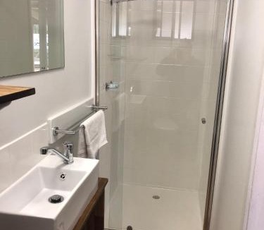 Jackass Flat Cabin | Bendigo Bush Cabins