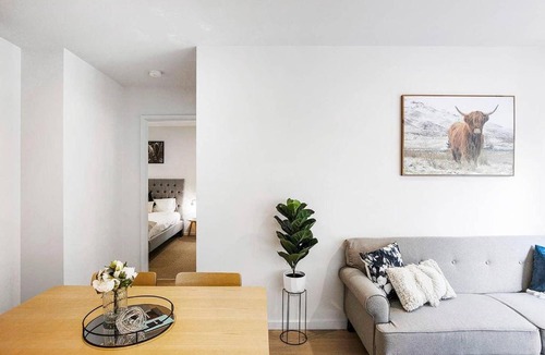 Abbotsford Apartment | Bespoke Designer Home By The Yarra River + Heart of Abbotsford