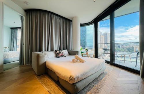 Sydney Central Business District Apartment | Best Sydney Harbour Bridge View! Luxury residence next to Opera House in the heart of CBD