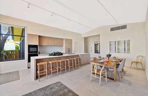 Culburra Beach House | BEST VIEWS IN CULBURRA - Absolute Beachfront, Newly renovated, EV Charger access