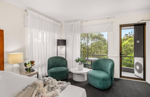 Charlestown Hotel | Best Western Plus Apollo Hotel Newcastle