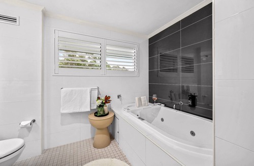 Charlestown Hotel | Best Western Plus Apollo Hotel Newcastle
