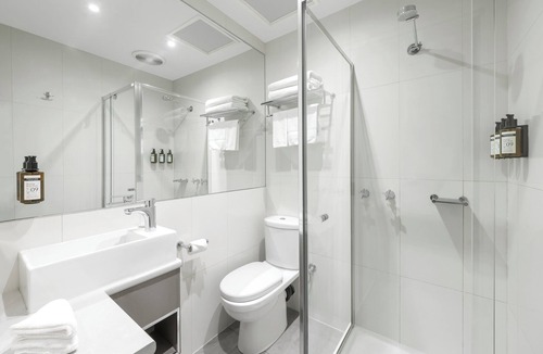 Carlton South Hotel | Best Western Plus Travel Inn Hotel