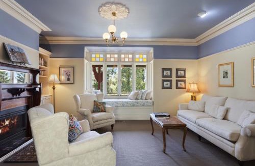 Leura Bed & Breakfast | Bethany Manor Bed & Breakfast