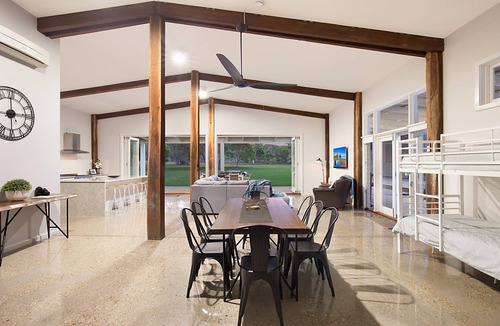 Agnes Water Apartment | Bicentennial Oasis (Pet Friendly, FREE WIFI, Sleeps 8)