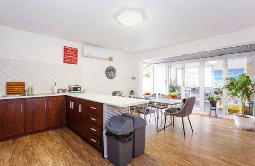 Bicton Apartment | Bicton by the Bay – Close to Fremantle & River