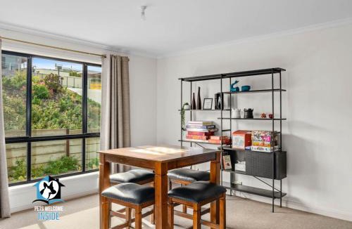 Encounter Bay House | Big House with Views and Fab Pop Culture Vibe