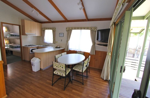 Doncaster East Hotel | BIG4 Crystal Brook Tourist Park