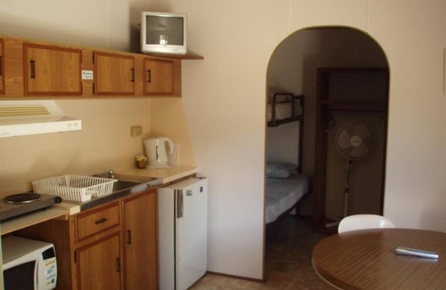 Waterhouse Cabin | BIG4 Robe Lakeside Tourist Park