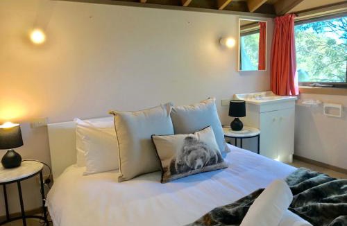 Dinner Plain Ski Chalet | Bindi - Alpine Getaways's Chalet at Tower Rd
