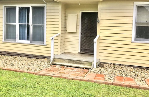 Myrtleford House | Birch Cottage