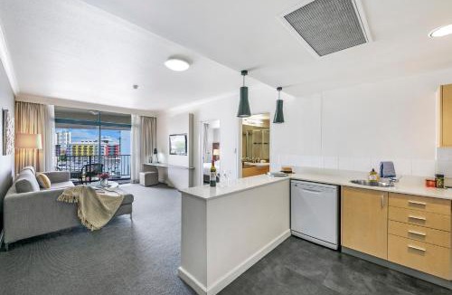 Darwin City Centre Apartment | Bird's Eye Views from Chic Harbourside Abode
