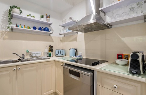 Yeronga House | BirdSong Yeronga - Spring Special -Secret Getaway
