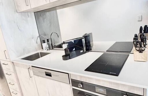 Kingston Apartment | Black Diamond by ParberyProperty