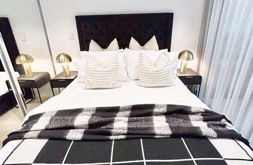 Kingston Apartment | Black Diamond by ParberyProperty