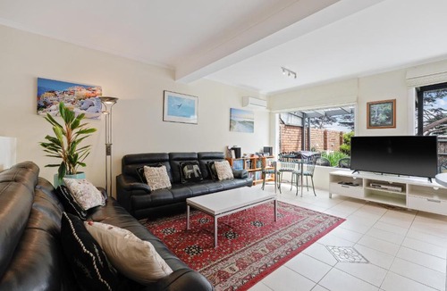 San Remo Apartment | Black Dolphin Waterfront Apartment