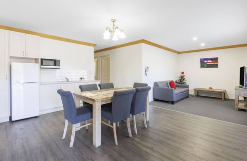 Wallerawang Hotel | Black Gold Motel