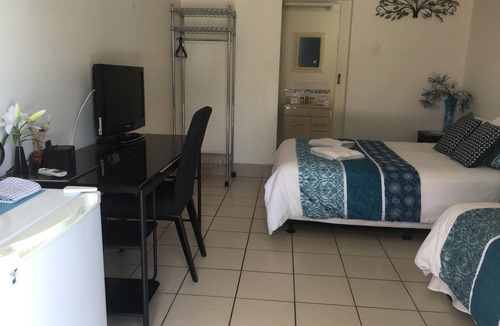 Innisfail Hotel | Black Marlin Motel