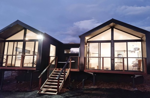 Coles Bay House | black + shack