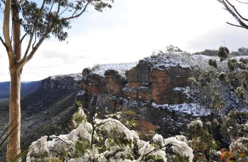 Blackheath House | Blackheath Cottage Cosy Woodfire Quiet Walks