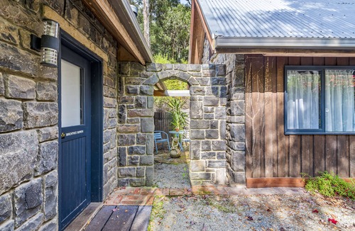Emerald Cottage | Blackwood Rise