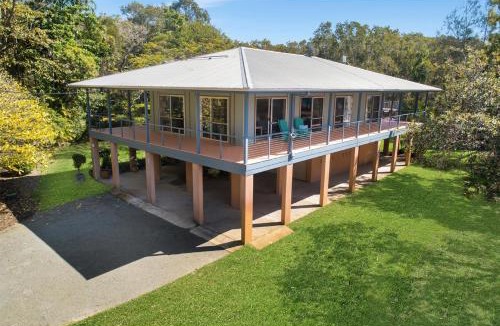 Boreen Point House | Blissful Lake Retreat