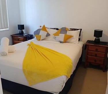 Caboolture South House | BLK Stays Guest House Deluxe Units Caboolture South