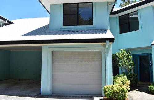 Shelly Beach House | Blue Belle - Walk to Beach, Golf & Cafe`s, slps 7