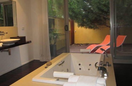 Shepherds Flat Cottage | Blue Cliffs Dusk Spa Villa
