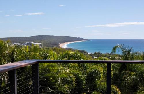 Agnes Water House | Blue Sapphire - Panoramic Ocean Views of Agnes Water's Main Beach