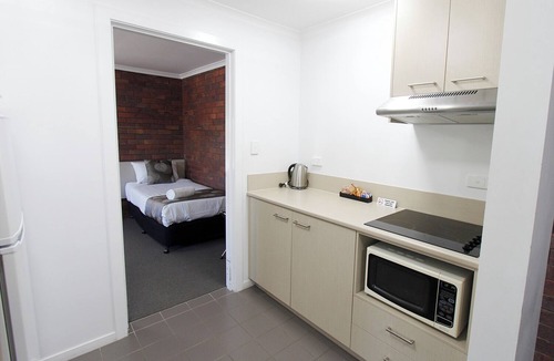 Maryborough Hotel | Blue Shades Motel