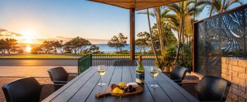 Kalbarri Apartment | Blue Waters - Beachfront and River View - Sleeps 6 -Central Kalbarri