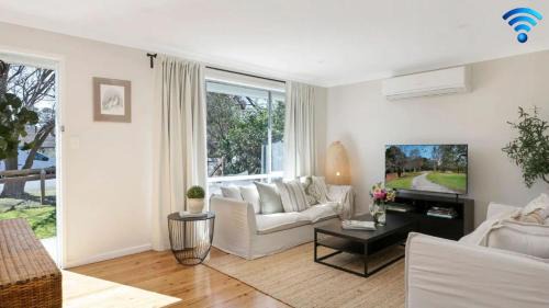 Bowral House | Bluebird Cottage