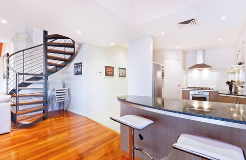 Rockingham House | BLUEHAVEN BEACH RETREAT - ABSOLUTE BEACHFRONT HOLIDAY HOME