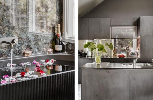 Daylesford House | Boatshed Villas by Istana - Green Door