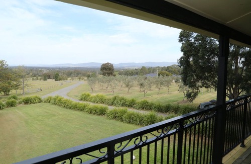 Lovedale House | Bob's Balcony Lovedale