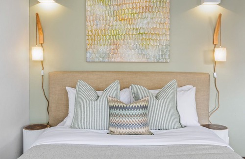 Bondi Apartment | Bondi Studio with Rooftop Pool & Beach Views