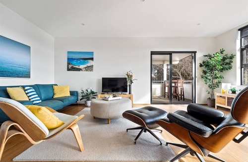 Augusta House | Bonnie View - Upstairs Studio Retreat for two - Bonnie View - Upstairs Studio Retreat for two with a wonderful view up the river