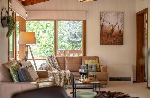 Olinda Bed & Breakfast | Botanica Retreat Garden Cabin in Olinda