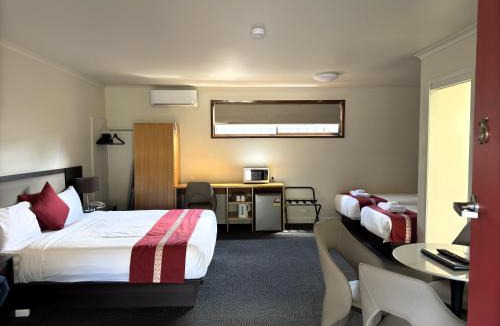 Hamilton Hotel | Botanical Hamilton