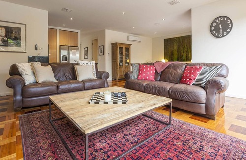 Elwood House | BOUTIQUE STAYS - Elwood Hideaway
