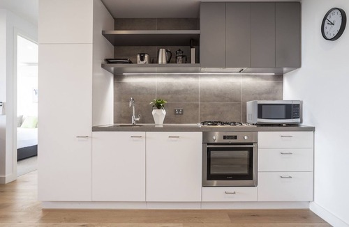 Hampton Apartment | BOUTIQUE STAYS - Hampton Hub
