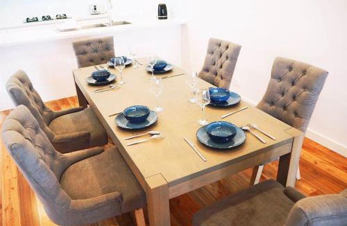 Box Hill South House | Boxhill 3Bed 3 Bath free 2 parking