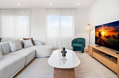 Pascoe Vale House | Brand-New 3-Bed Townhouse in Pascoe Vale
