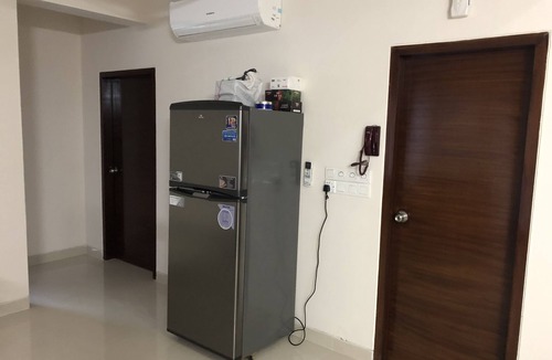 Dhaka Apartment | Brand new fully airconditioned 3 full suites in Basundhara
