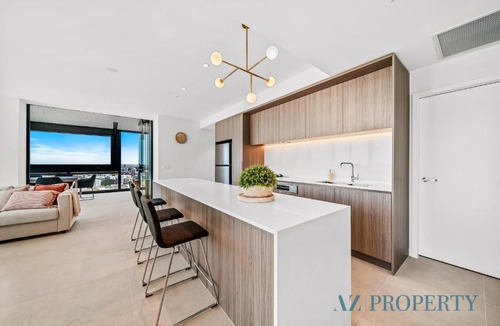 Perth Central Business District Apartment | Brand new Luxurious 3 Bedroom Perth CBD