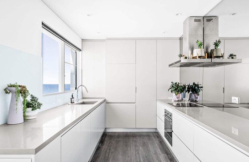 Bondi Beach Apartment | Breathtaking Bondi Beach