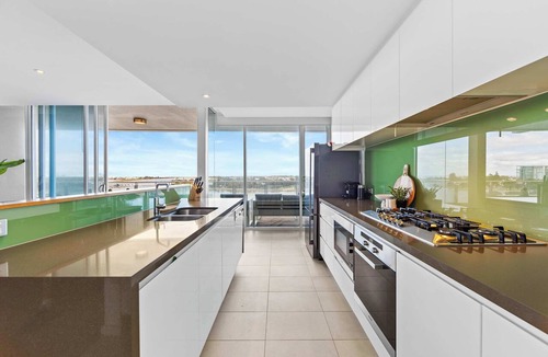 Mandurah Apartment | Breathtaking Waterfront Apartment in Mandurah