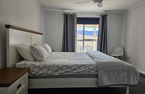 Jerangle House | Bredbo Farm Stay